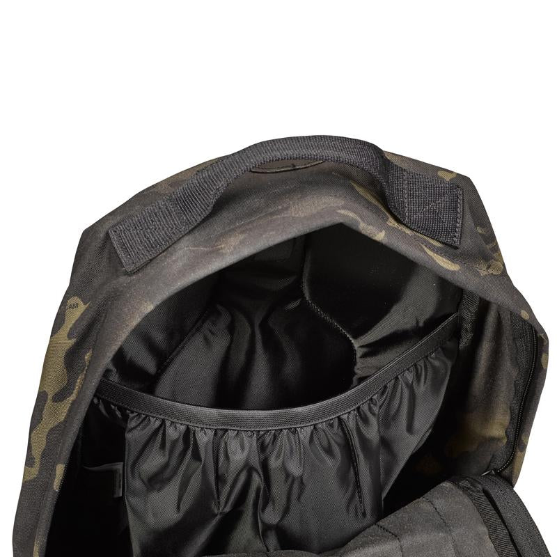 Front top pocket TT Essential Pack L MKII – 15L military daypack with MOLLE and compression straps