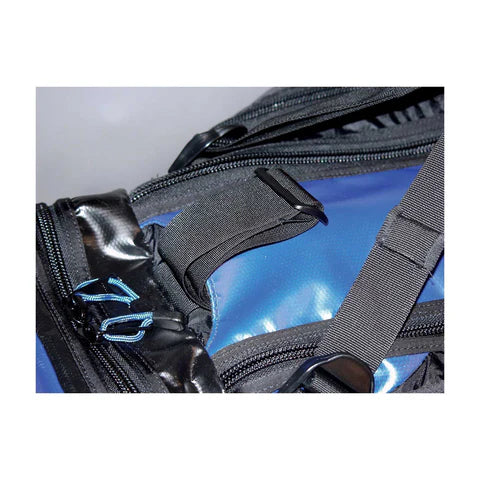 Close-up of zippers and SI-TEX fabric

