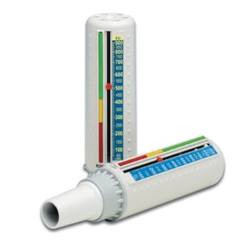 Peak flow meter with interchangeable mouthpieces and colour-coded asthma scale